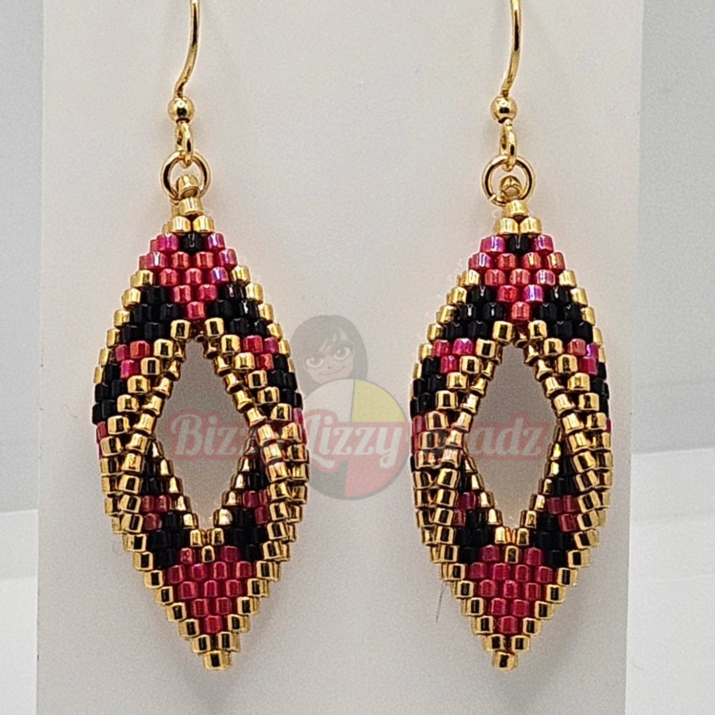 Mini Peyote Hearts - Black/Red